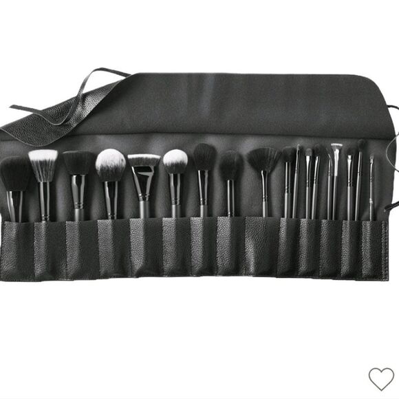 ELF Ultimate Luxe Brush Roll19-Piece Brush Collection - Picture 3 of 8